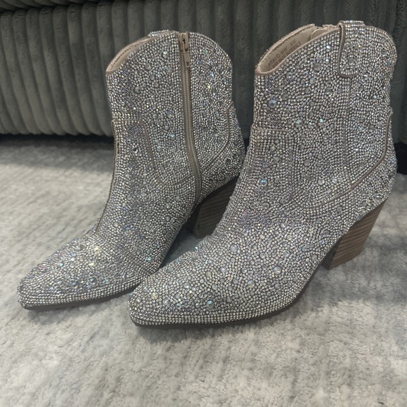 Cushionaire Sparkly Rhinetsone Western Ankle Boots Rodeo Concert Women's Size 8 - Picture 5 of 16